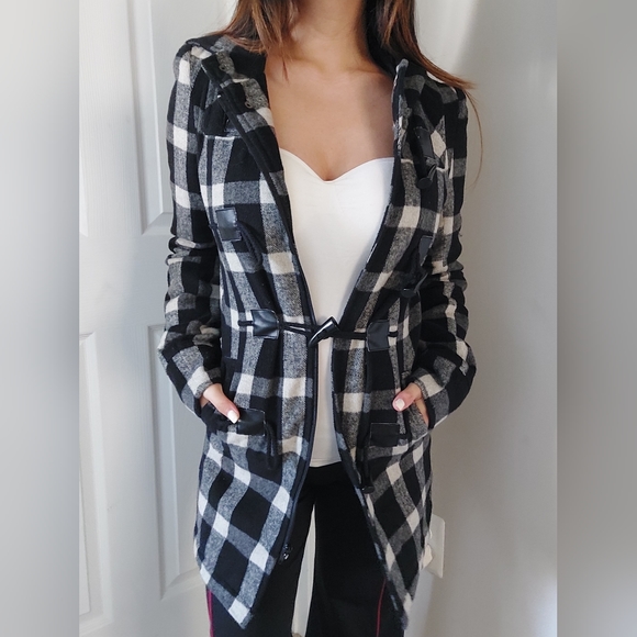 Jay Jays Checkered Coat - Picture 1 of 7